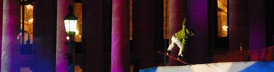 Willy Bogner's Winterspiele vor der Oper (Foto: Ingrid Grossmann)